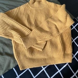 Uniqlo Sweater